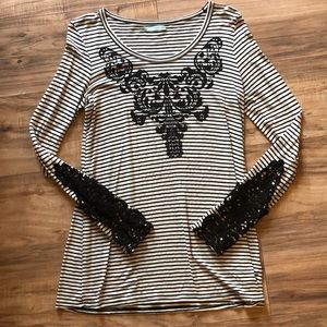 Maurice’s Striped Long Sleeve Tee Medium